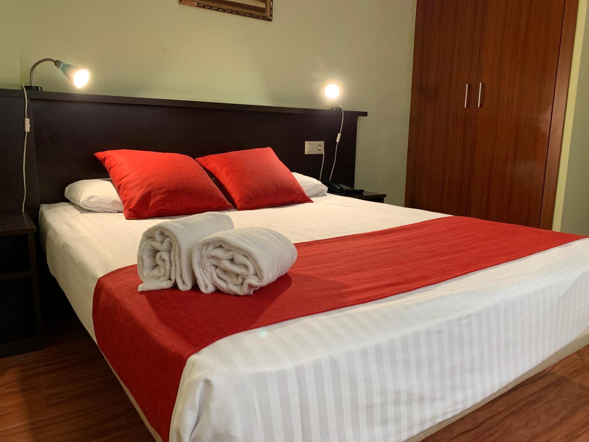 Hostal Hotil Coruna Centro Hotel Ла Коруня Екстериор снимка