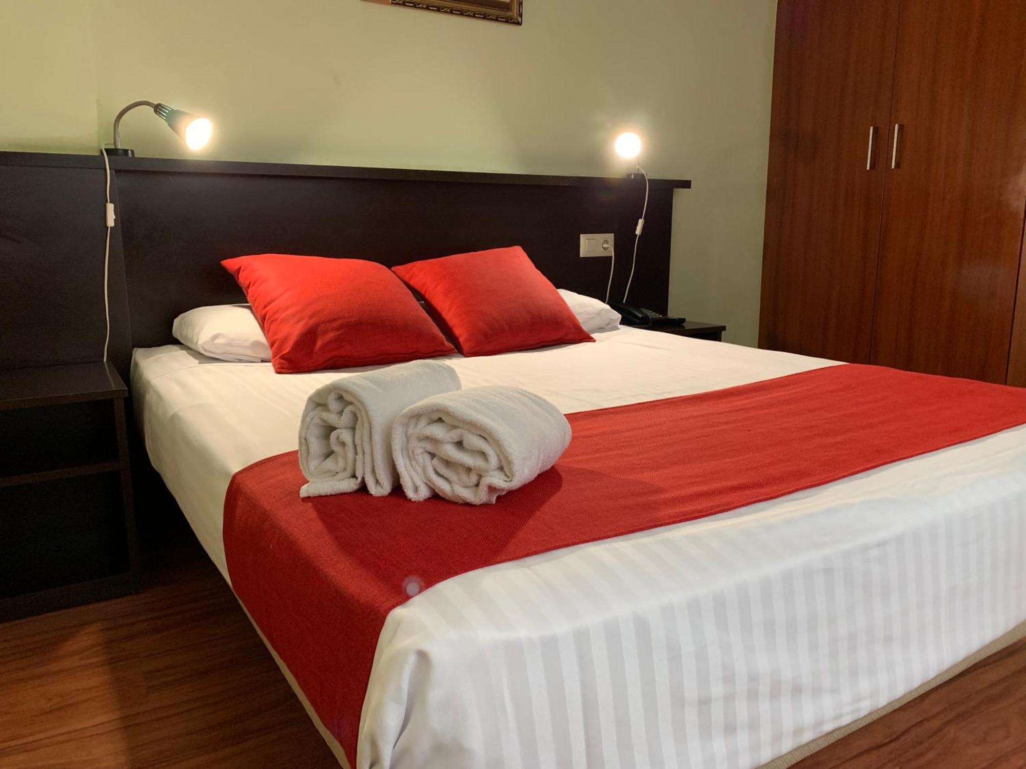 Hostal Hotil Coruna Centro Hotel Ла Коруня Екстериор снимка