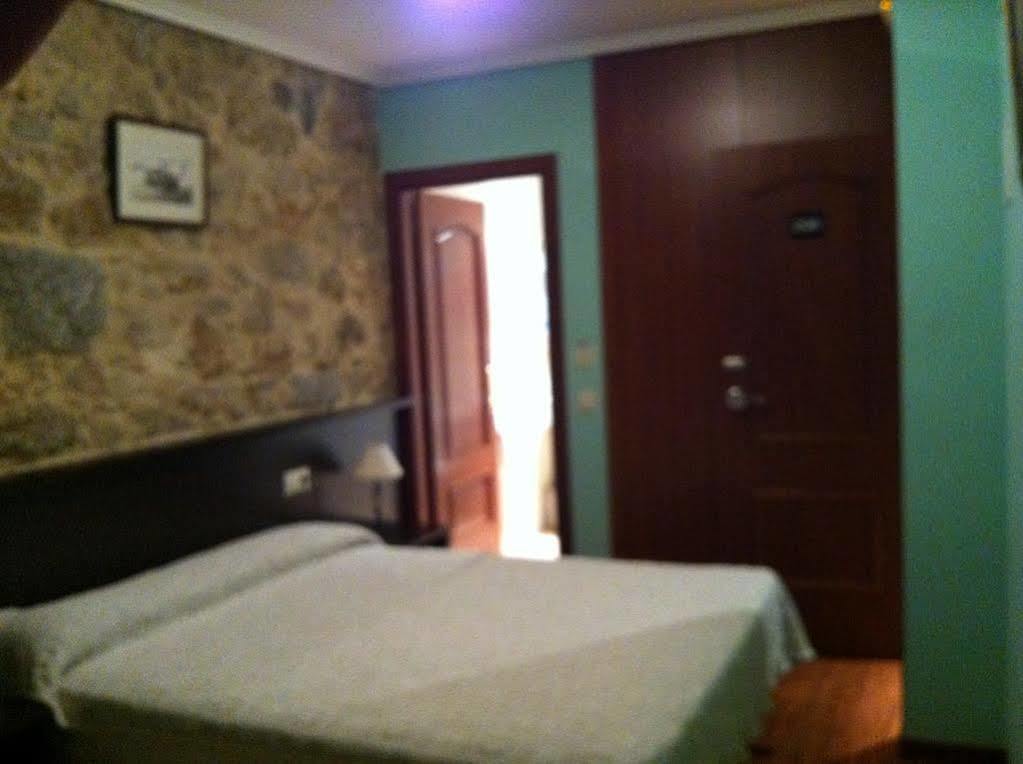 Hostal Hotil Coruna Centro Hotel Ла Коруня Екстериор снимка